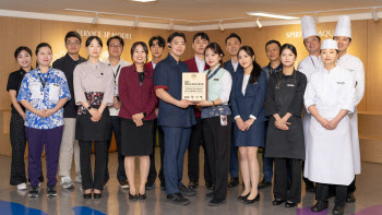 정규직 1600명 채용 '인스파이어 리조트' 정부 포상 싹쓸이