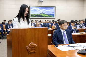 뉴진스 하니, '인간으로 존중하면 괴롭힘 문제 없을 것'