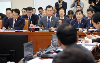 레바논에 포탄 팔겠단 풍산…野 "전쟁 국가에 무기수출, 소탐대실"