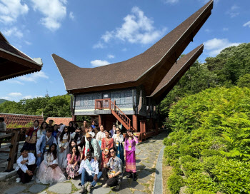 “아세안·중앙아시아 유학생들에게 K-문화·전통 알려요”