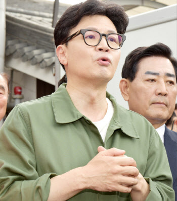 한동훈 "尹과 변화·쇄신 논의…배석 유무 중요하지 않아"