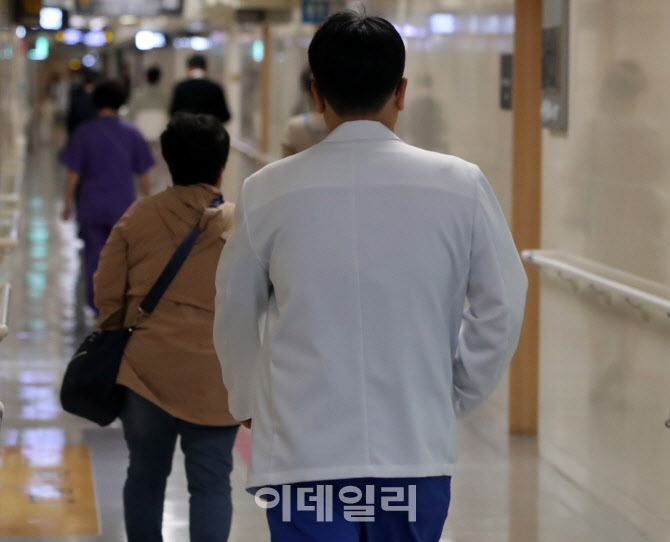 의학회·의대협 여야의정 참여…의정대화 물꼬 트나                                                                                                                                                  