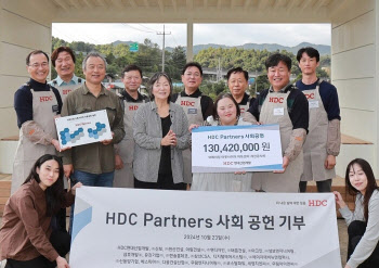 HDC현대산업개발, 정은혜 작가 작업 센터 후원