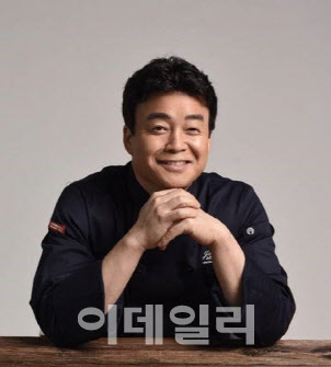 Spicing Up the Market: How ‘Black and White Chef’ Baek Jong-won’s IPO is Cooking Up a Storm in Korea