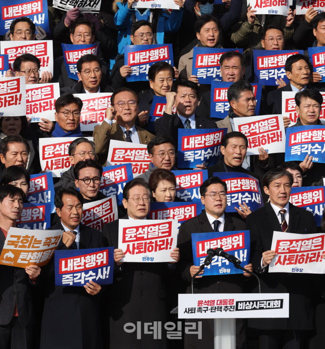 계엄 후폭풍에..멈춘 연금개혁, 삐걱거리는 의료개혁