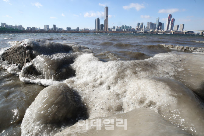 얼음도시가 된 서울                                                                                                                                                                                