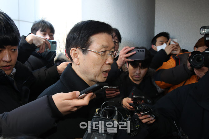 박종준 경호처장, 경찰 조사에 출석                                                                                                                                                                 