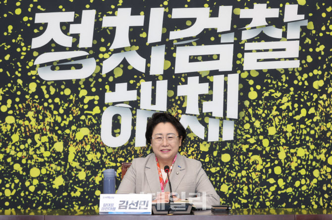 신년 기자 간담회, '발언하는 김선민 권한대행'                                                                                                                                            