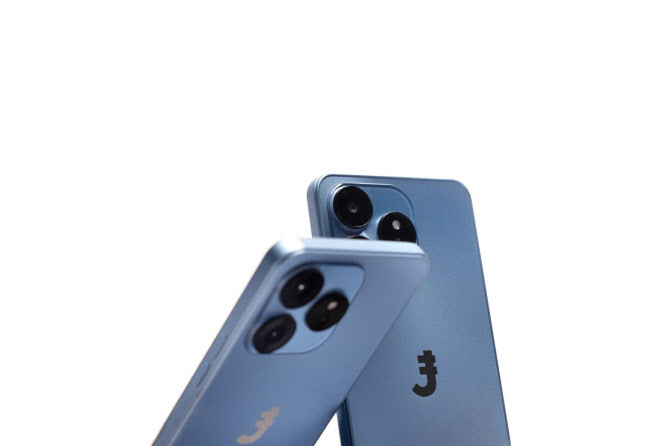 13만원짜리 웹3 크립토폰 '잠보폰', 글로벌 위성 지원 강화 - 뉴스 썸네일 이미지