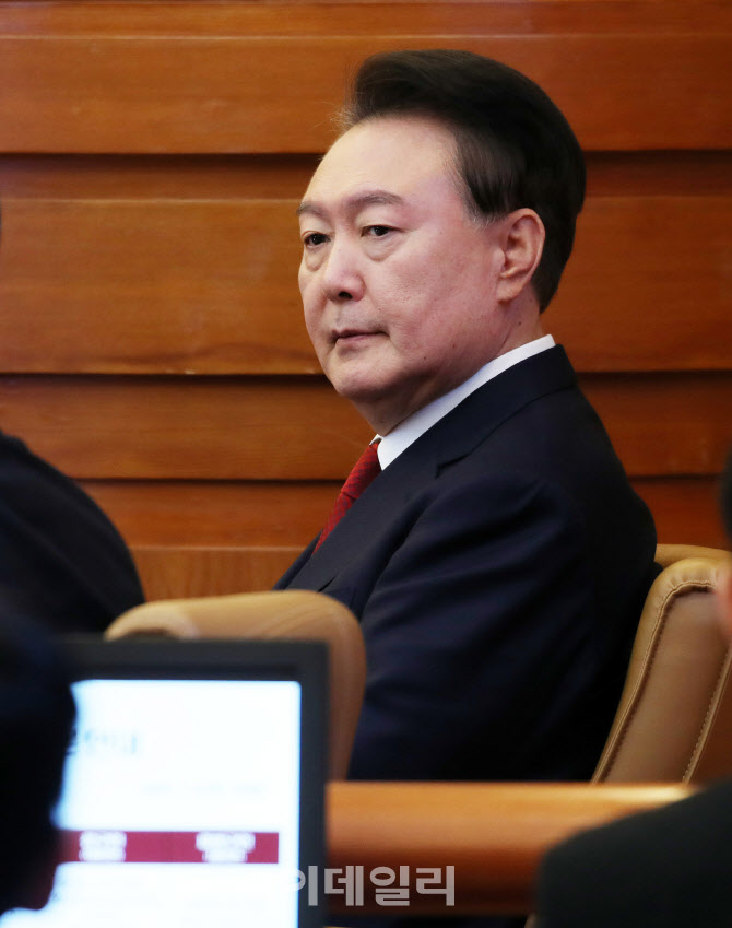  윤 대통령, 6차 변론기일 출석                                                                                                                                                                     