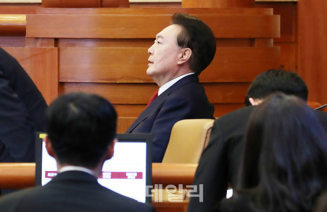  윤석열 대통령, 6차 변론기일 출석                                                                                                                                                                 