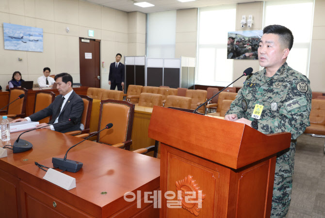 국방위 현안질의, '답변하는 김현태 특수임무단장'                                                                                                                                         