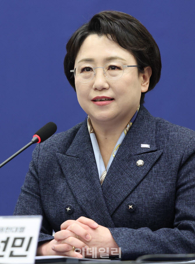 야5당 원탁회의, '발언하는 김선민 권한대행'                                                                                                                                              