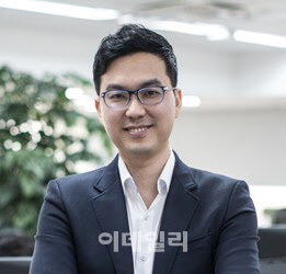 코오롱의 '글로벌 신약' 본격 카운트다운 - 뉴스 썸네일 이미지