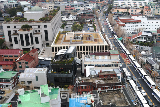 헌법재판소 주변으로 강화된 경비태세                                                                                                                                                               