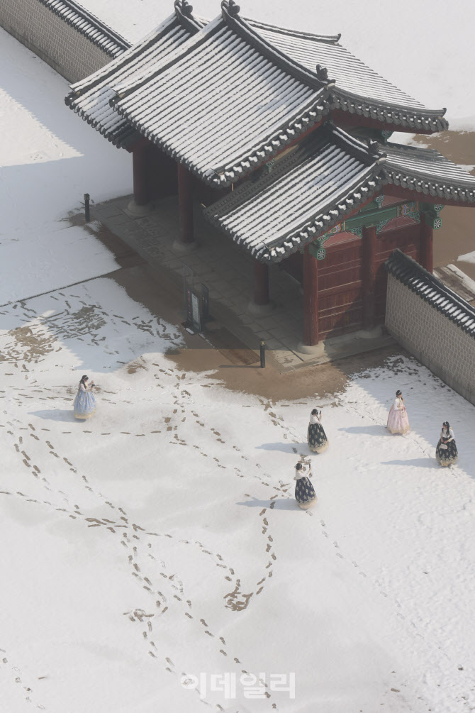 눈 내린 경복궁                                                                                                                                                                                    