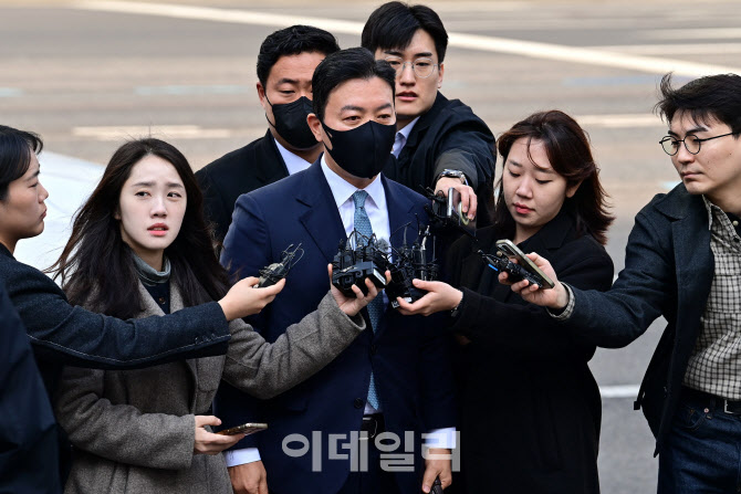 김성훈 경호처 차장, 서부지법 도착                                                                                                                                                                 