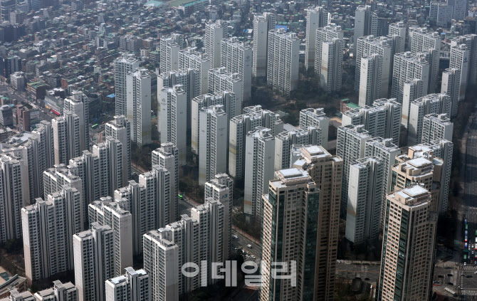 토지거래허가구역 '강남3구·용산' 확대…40만가구 영향권                                                                                                                                  