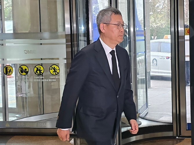 &apos;전자산업 거목&apos; 삼성 한종희 별세…침통한 재계 &quot;정말 슬픈 일&quot;