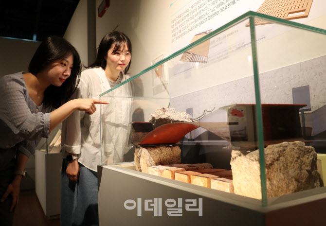  궁궐에 도입된 서양 건축재                                                                                                                                                                        