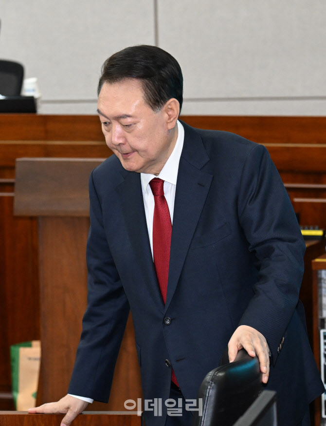 재판 출석하는 윤석열 전 대통령                                                                                                                                                                    