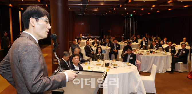 강연하는 박성민 민컨설팅대표                                                                                                                                                                      