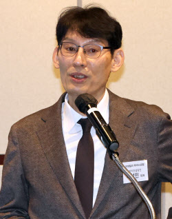 [포토]박성민 민컨설팅대표, 이데일리 퓨처스 포럼에서 강연                                                                                                                                                