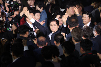 [속보]김문수 “이재명 막기위해 어떤 세력과도 연대해 이기겠다”