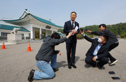 ‘탈당’ 김상욱 “이재명 만날 것”…李 “귀한 존재”(종합)