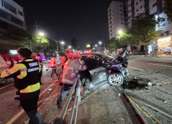 ‘2명 사망·4명 부상’ 무면허·음주 20대 벤츠 운전자 입건(상보)
