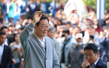 [속보]이재명 위증교사 2심도 20일에서 기일 변경