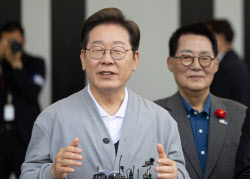 위증교사 공판도 기일변경…이재명 재판, 대선 이후로