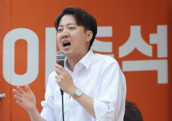 대구 찾은 이준석 &quot;민주·국힘, 폰지사기형 정치&quot;…대안세력 부각