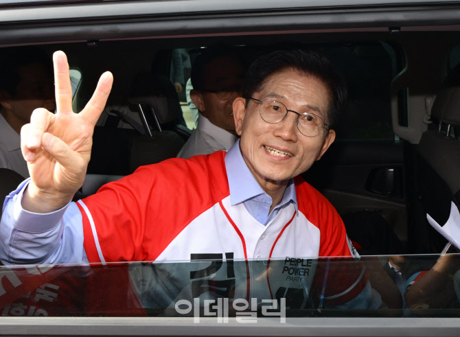 김문수, '다음 유세현장으로'                                                                                                                                                             