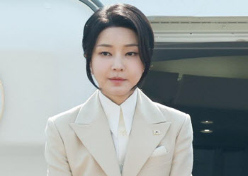 김건희 측 “언급되는 것 자체가 김문수에 민폐”...불출석