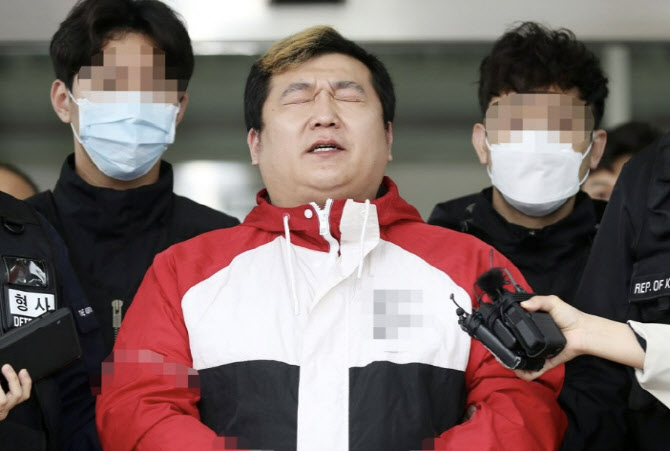 "죄송합니다"…’훼손 시신‘ 매주 찾아가 술 따른 살인자 [그해 오늘]