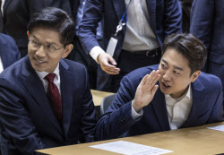 김문수 ‘러브콜’에 선긋는 이준석…“동상이몽”