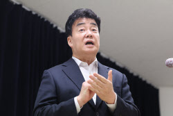‘불법 논란’ 백종원…‘개인 재산’ 내놓겠다는 결심, 왜