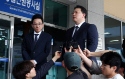 `SKT 해킹` 소송전 본격화…고발인 측 
