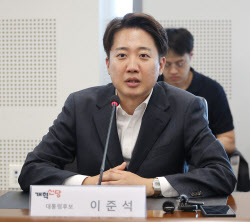 민주, 국힘 고발 예고…“당권 건 단일화 제안은 선거법 위반”