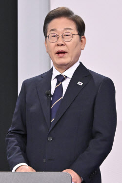 이재명 '호텔경제론'은 진짜 불가능할까?