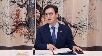 정부 “의약품 등 수출 영향 점검…美관세부과 구체화시 지원안 마련”