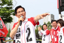 국힘 “희망퇴직 시 재취업 지원 의무화…고령층 버스 무임승차”