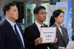 SKT 유심 해킹發 집단소송 20만명 육박...“실익은 제한적”