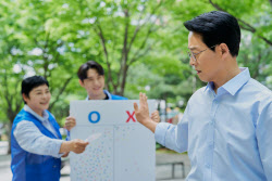 &quot;피싱일지 몰라&quot;…`대선 여론조사` 등 돌리는 시민들
