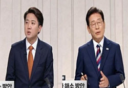 집요한 이준석 “질문에 대답”…폭발한 이재명 “가만히 좀!”