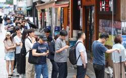 사전투표율, 2일차 오전 7시 누적 20.41%…역대최고