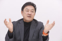 “Robots and AI supporting seniors…No Challenge, No Innovation”[ESF2025]