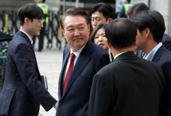 계엄 전후 비화폰 서버 확보한 경찰…내란 수사 급물살[사사건건]