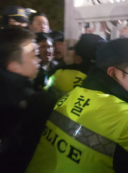 &quot;국회경호, 경찰에 못 맡겨&quot;…이재명, 국회경비대 독립한다